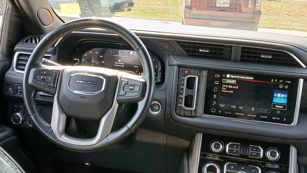 2022 GMC Yukon XL Denali