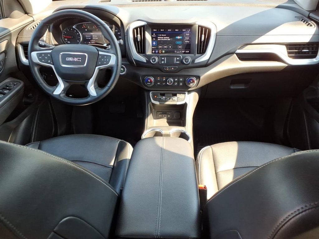 2023 GMC Terrain SLT
