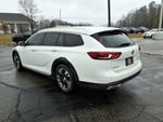 2018 Buick Regal TourX Essence