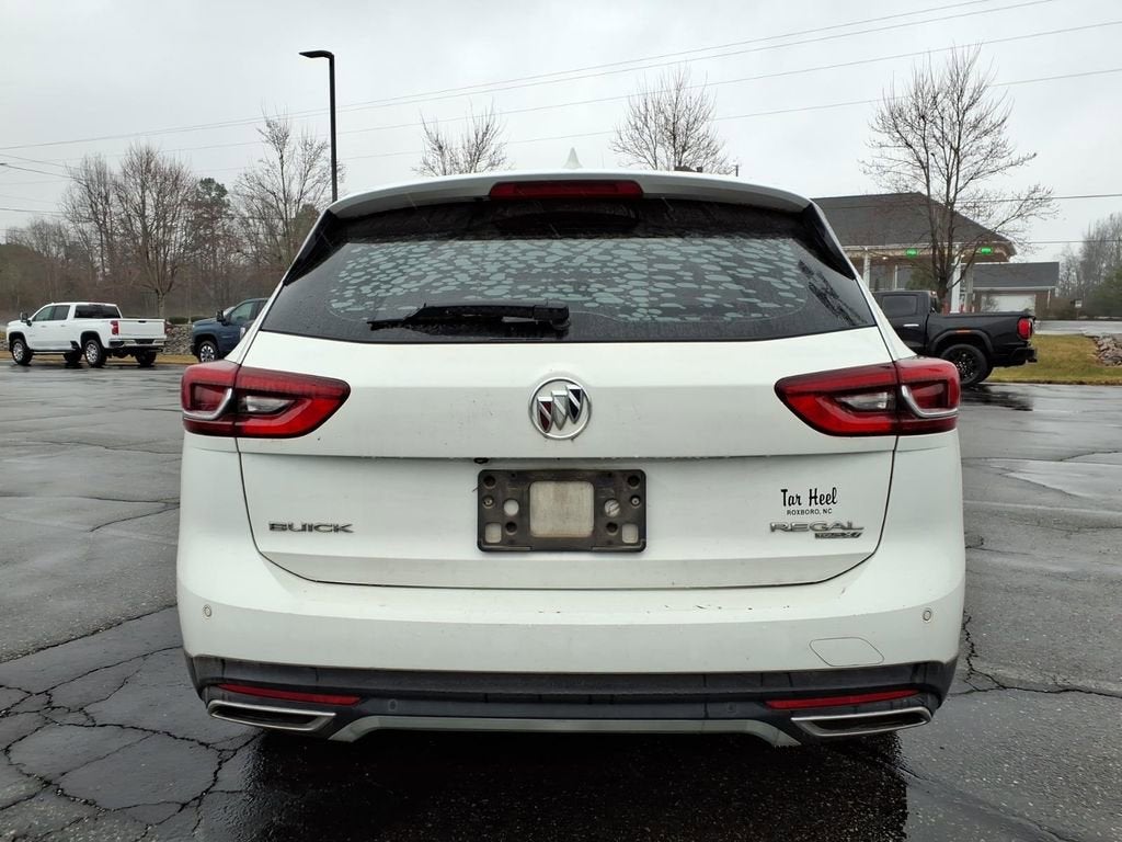 2018 Buick Regal TourX Essence