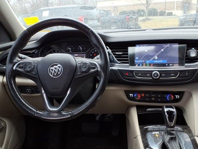 2018 Buick Regal TourX Essence