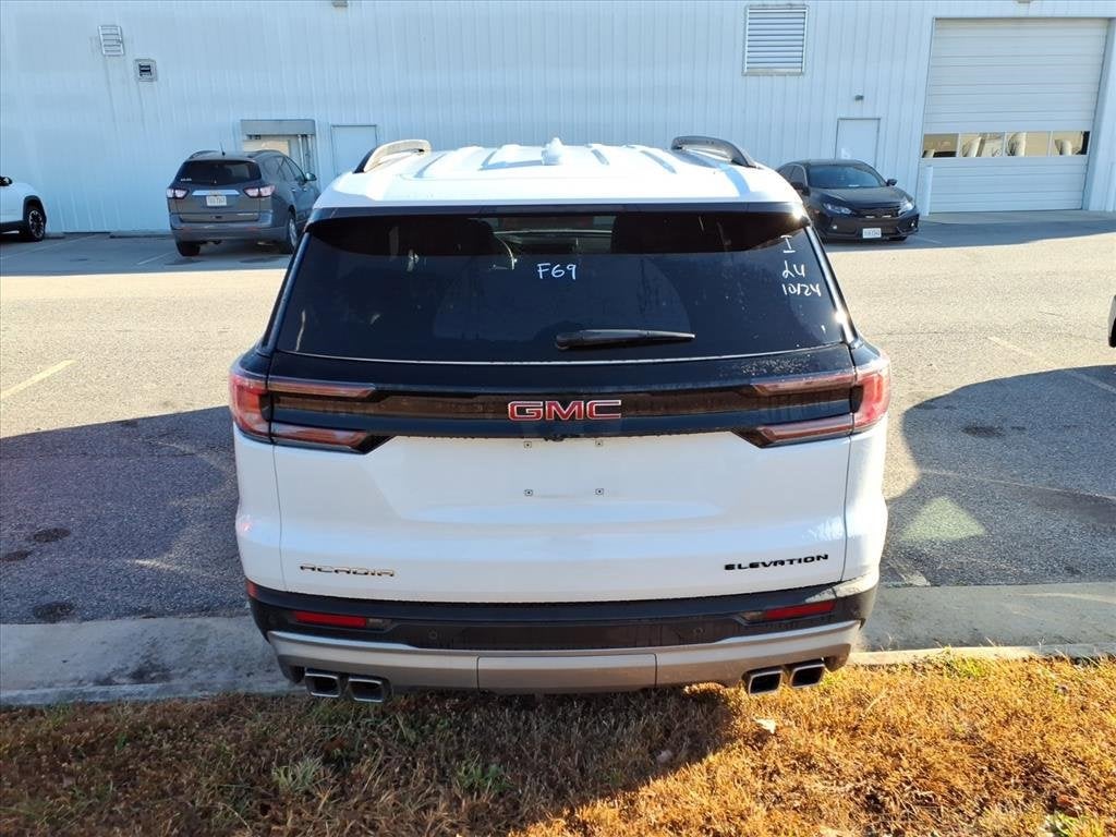 2025 GMC Acadia Elevation
