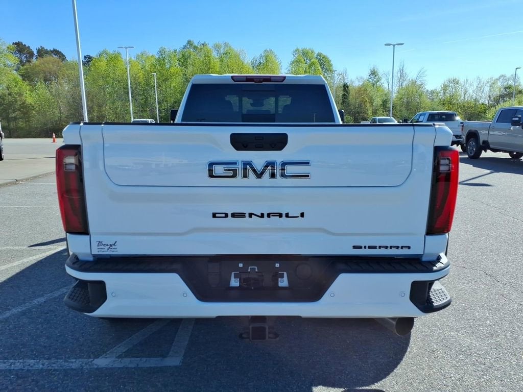 2026 GMC Sierra 3500 HD Denali Ultimate DRW