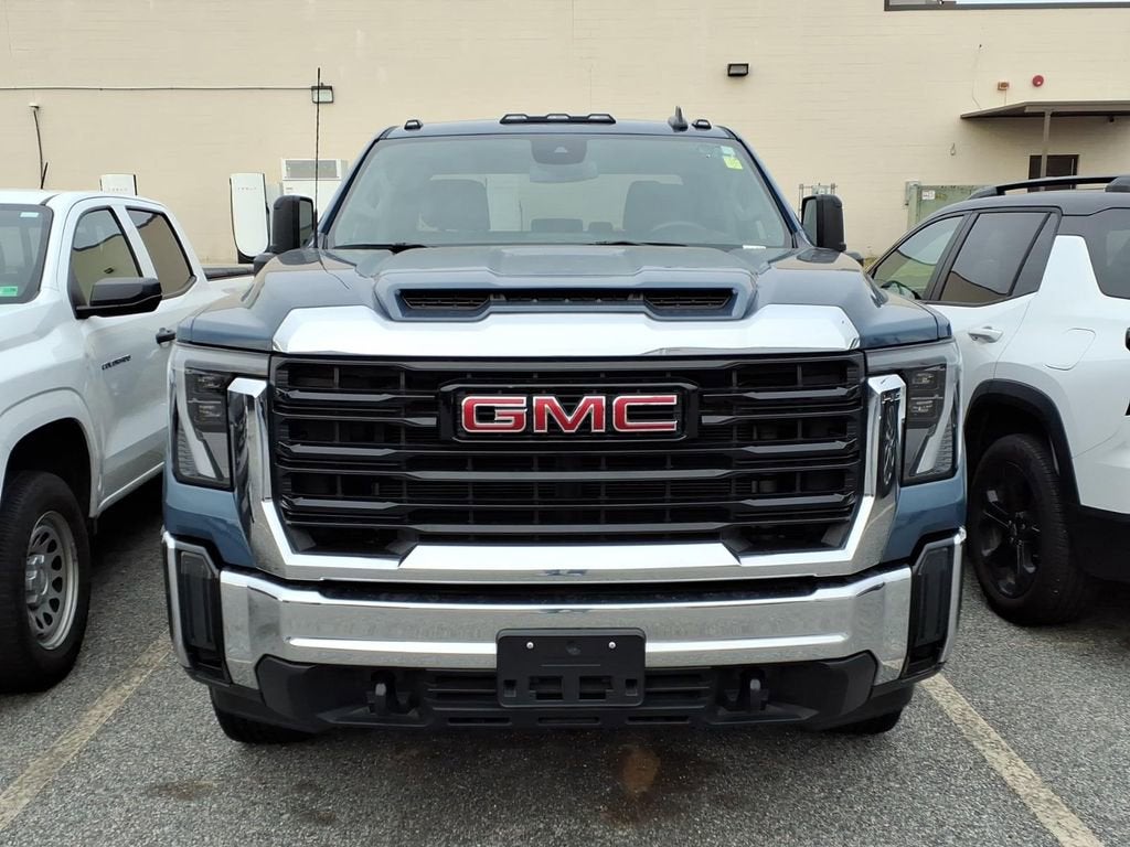 2025 GMC Sierra 2500 HD Pro