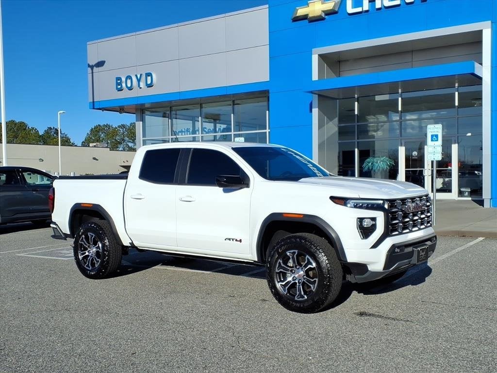 2024 GMC Canyon AT4