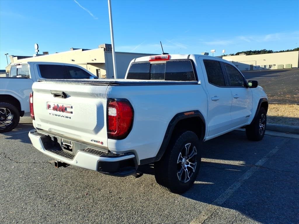 2024 GMC Canyon AT4