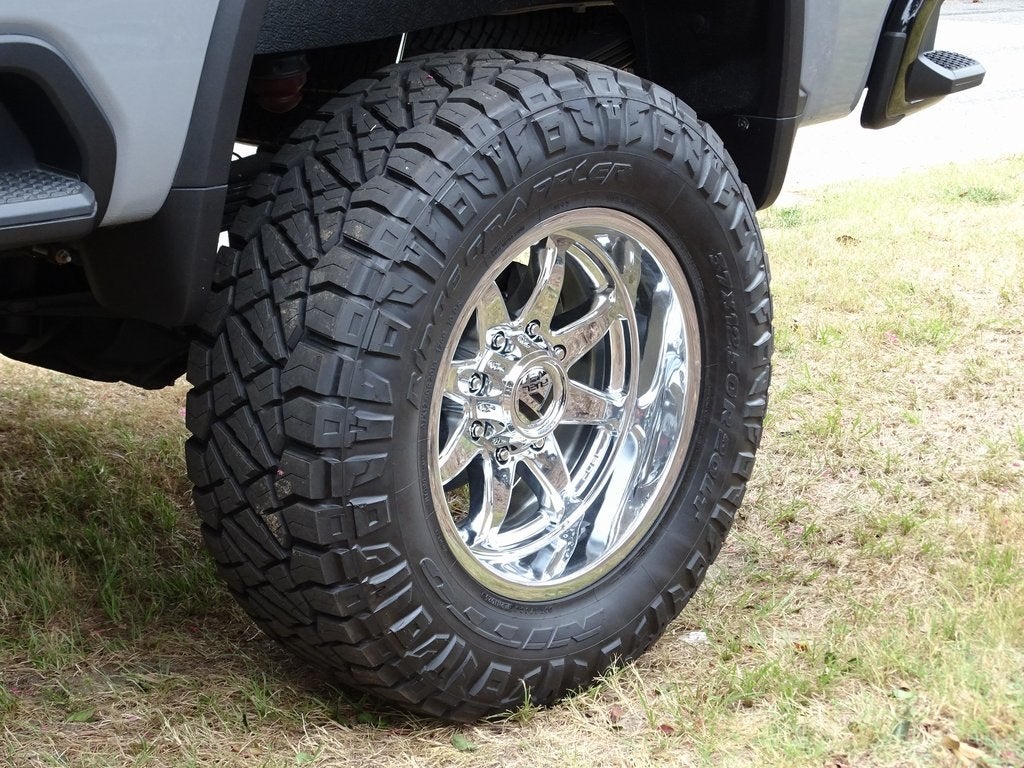 2025 Chevrolet Silverado 2500HD Custom