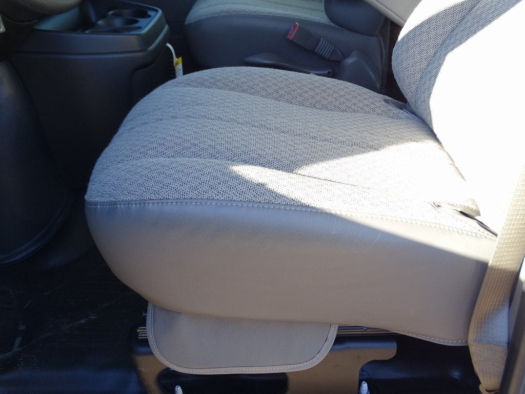 2025 Chevrolet Express 2500 Work Van Cargo