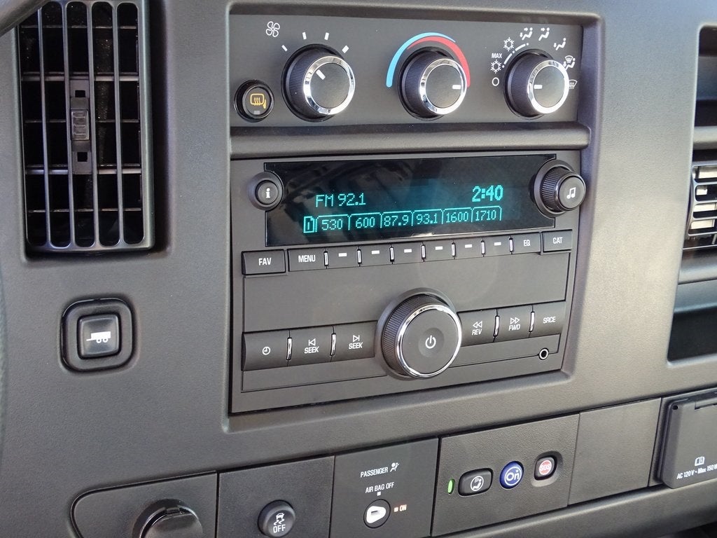 2025 Chevrolet Express 2500 Work Van Cargo