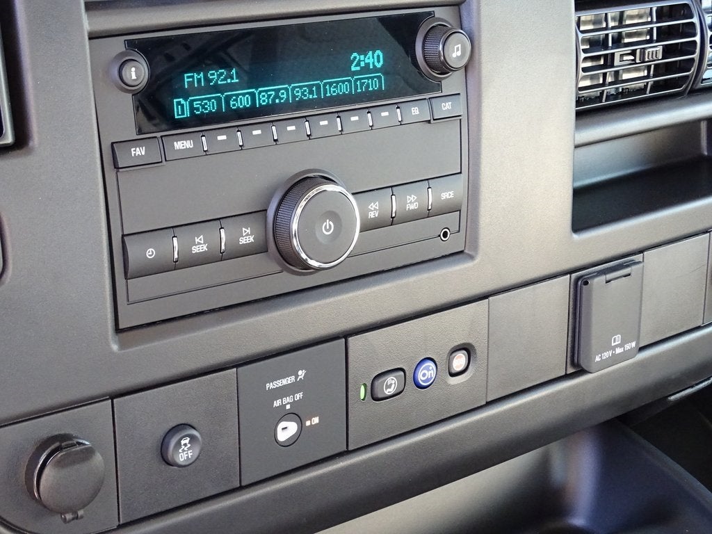 2025 Chevrolet Express 2500 Work Van Cargo