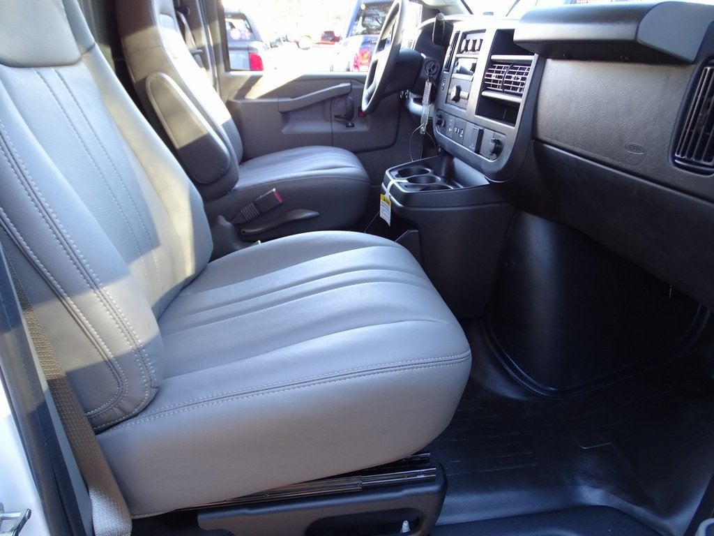 2025 Chevrolet Express 2500 Work Van Cargo