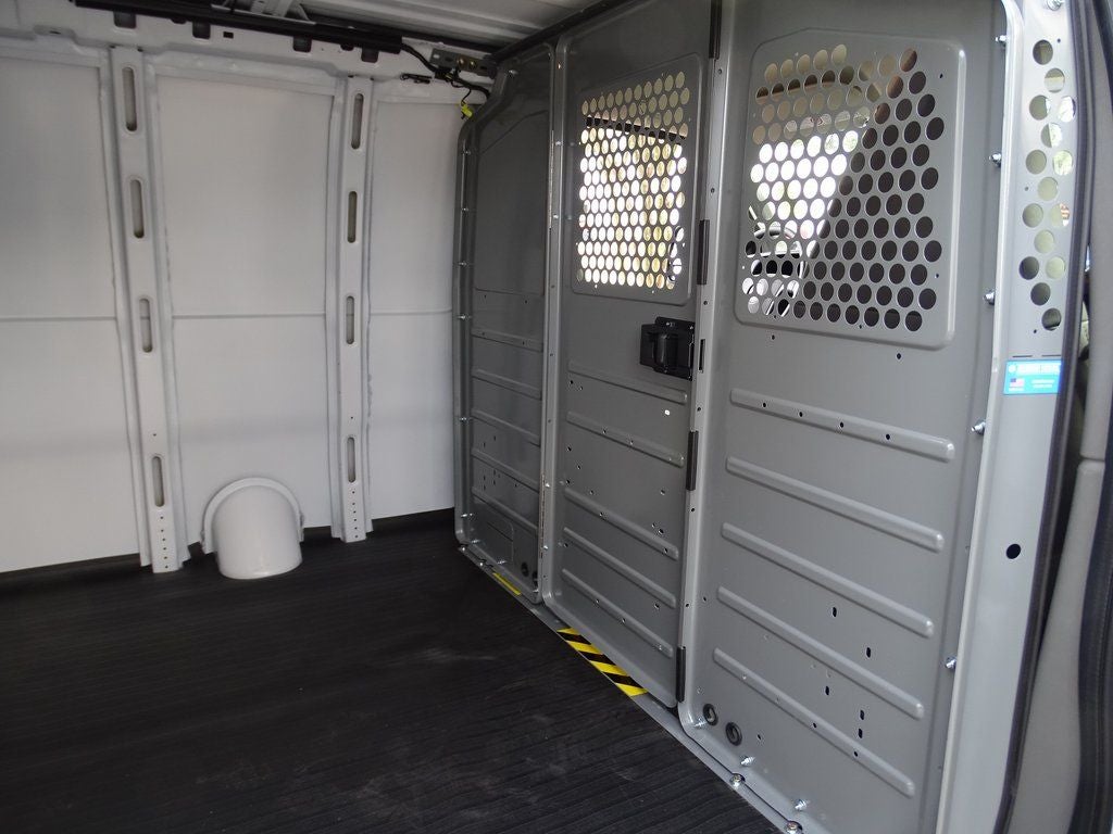 2025 Chevrolet Express 2500 Work Van Cargo