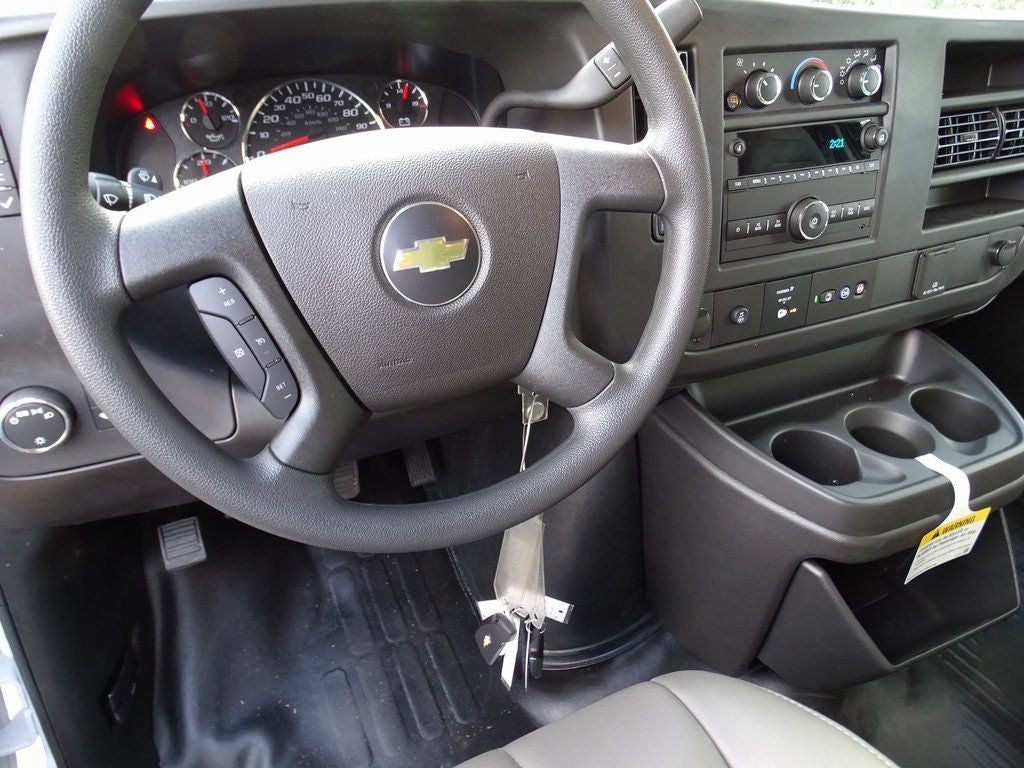 2025 Chevrolet Express 2500 Work Van Cargo
