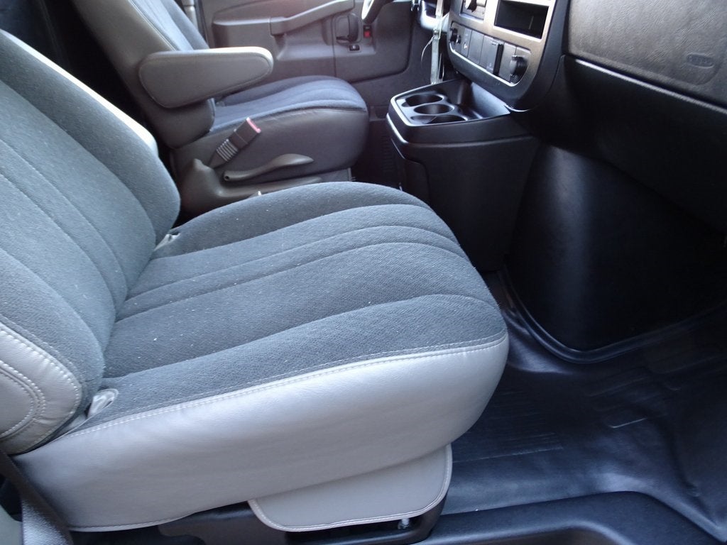 2024 GMC Savana 2500 Work Van