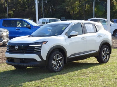 2025 Nissan Kicks SV