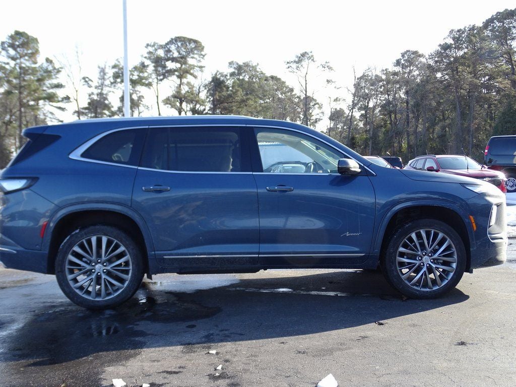 2025 Buick Enclave Avenir