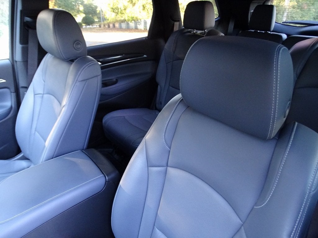 2022 Buick Enclave Essence