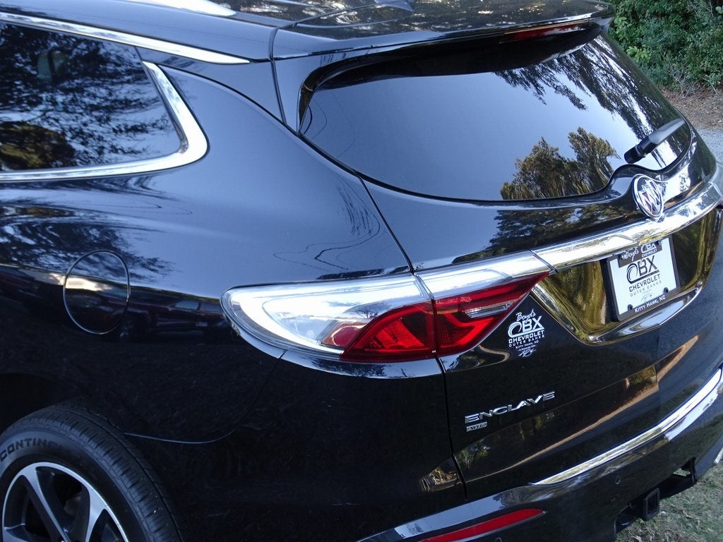 2022 Buick Enclave Essence