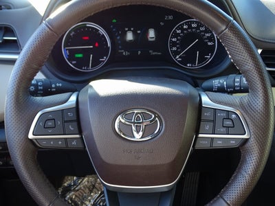 2023 Toyota Sienna Platinum 7 Passenger