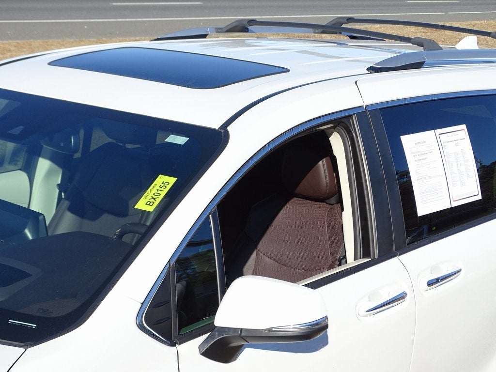 2023 Toyota Sienna Platinum 7 Passenger