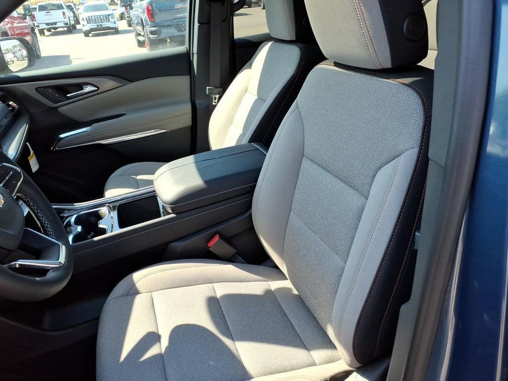 2026 Chevrolet Traverse LT - Photo 13