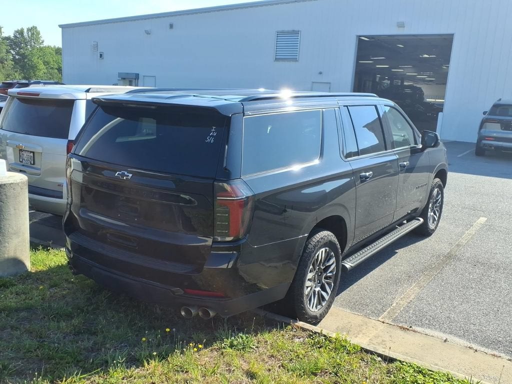 2025 Chevrolet Suburban Z71