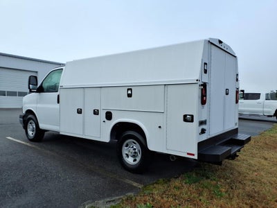 2026 Chevrolet Express Cutaway 3500 1WT
