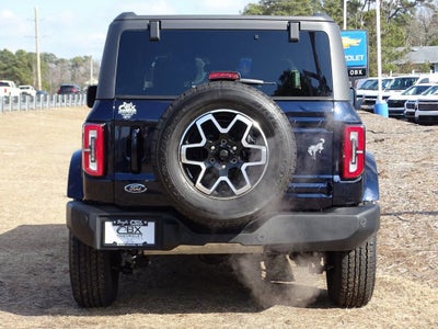 2021 Ford Bronco Base