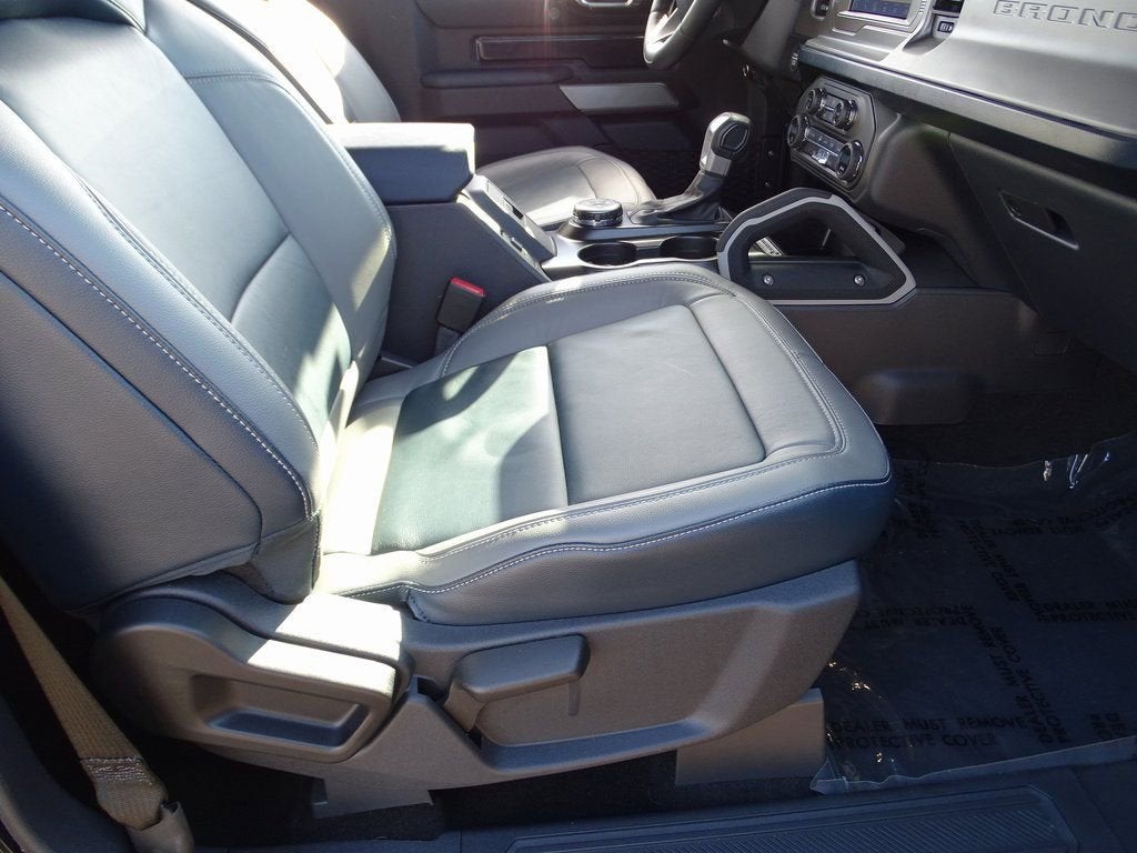 2021 Ford Bronco Base