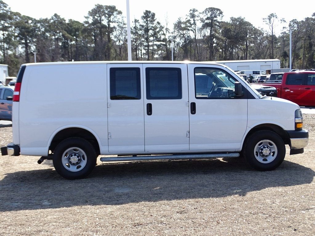 2024 Chevrolet Express Cargo 2500 WT