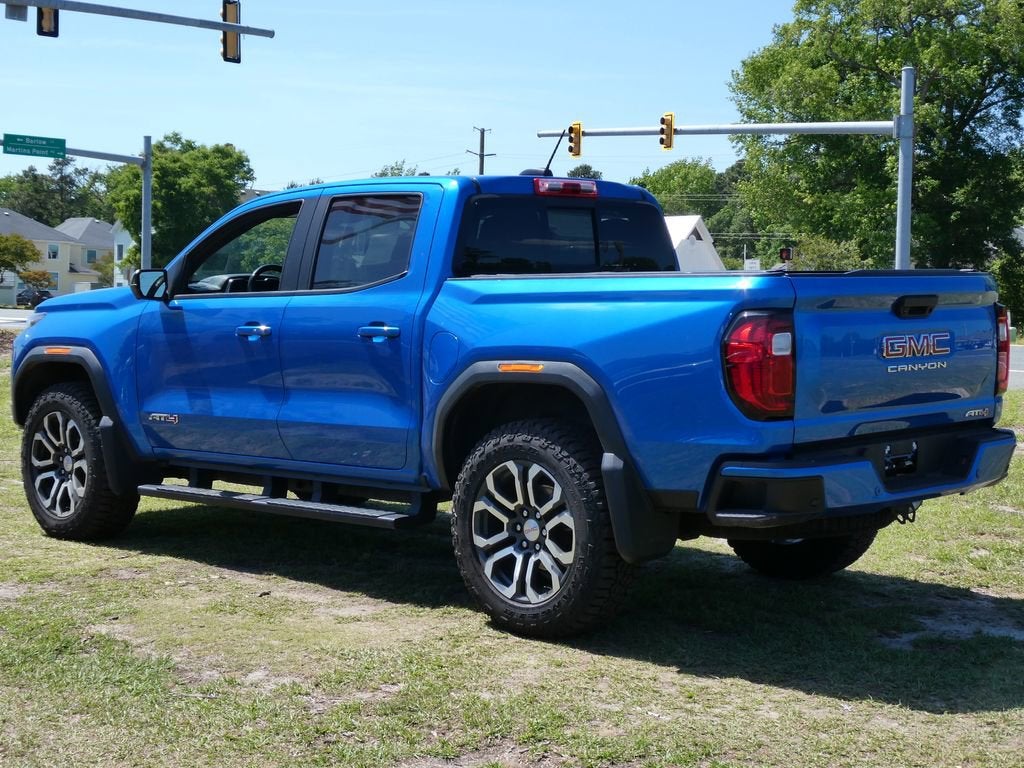 2024 GMC Canyon AT4