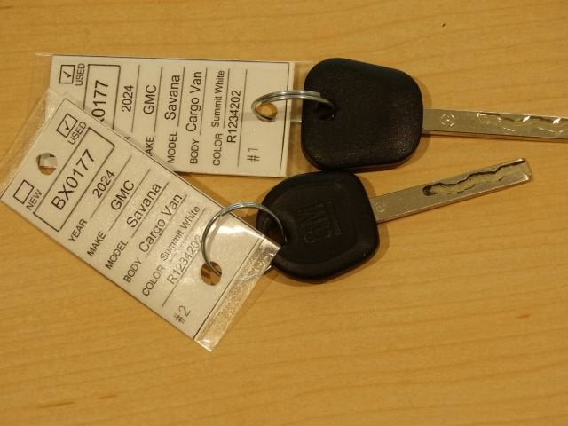 2024 GMC Savana Cargo 2500 Work Van