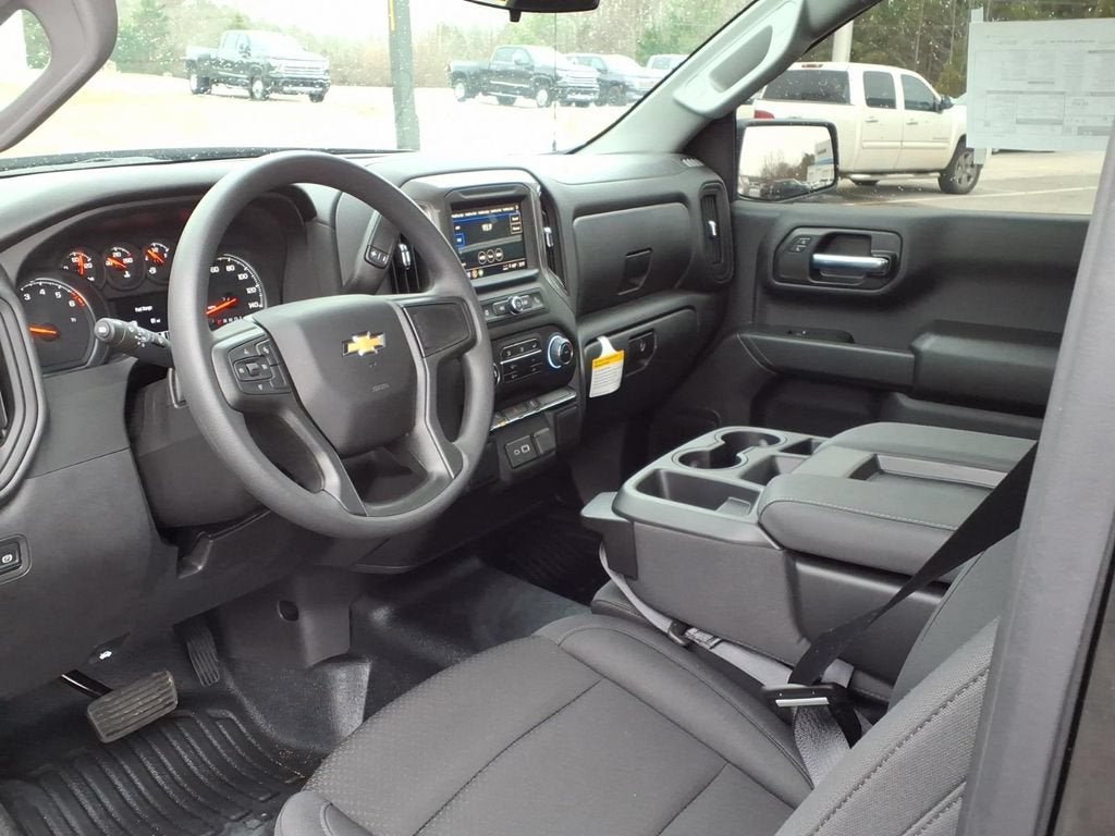 2025 Chevrolet Silverado 1500 WT
