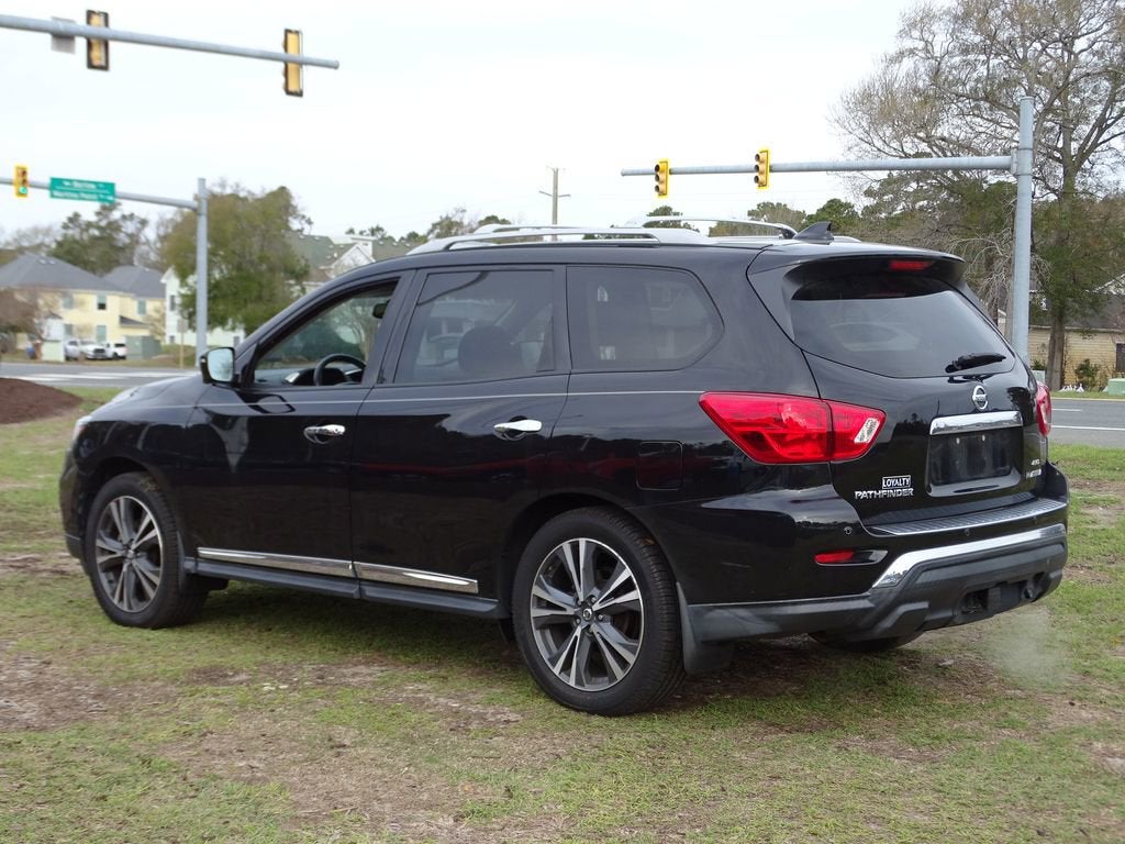 2020 Nissan Pathfinder Platinum