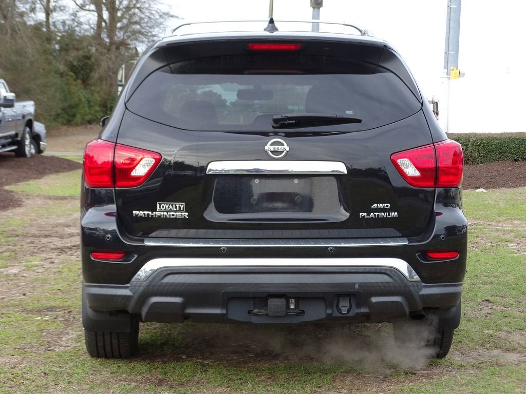 2020 Nissan Pathfinder Platinum