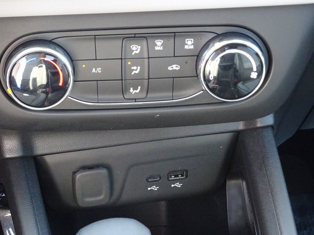 2025 Chevrolet Trailblazer LS